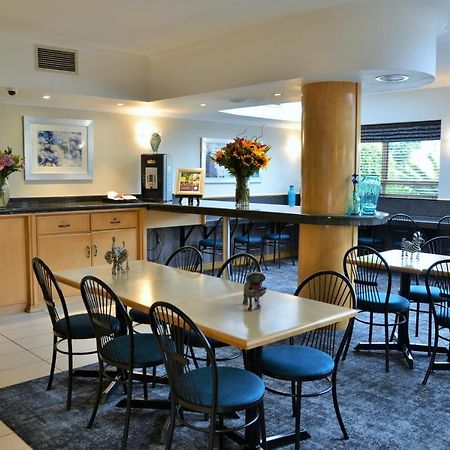Road Lodge Randburg Йоханнесбург Экстерьер фото