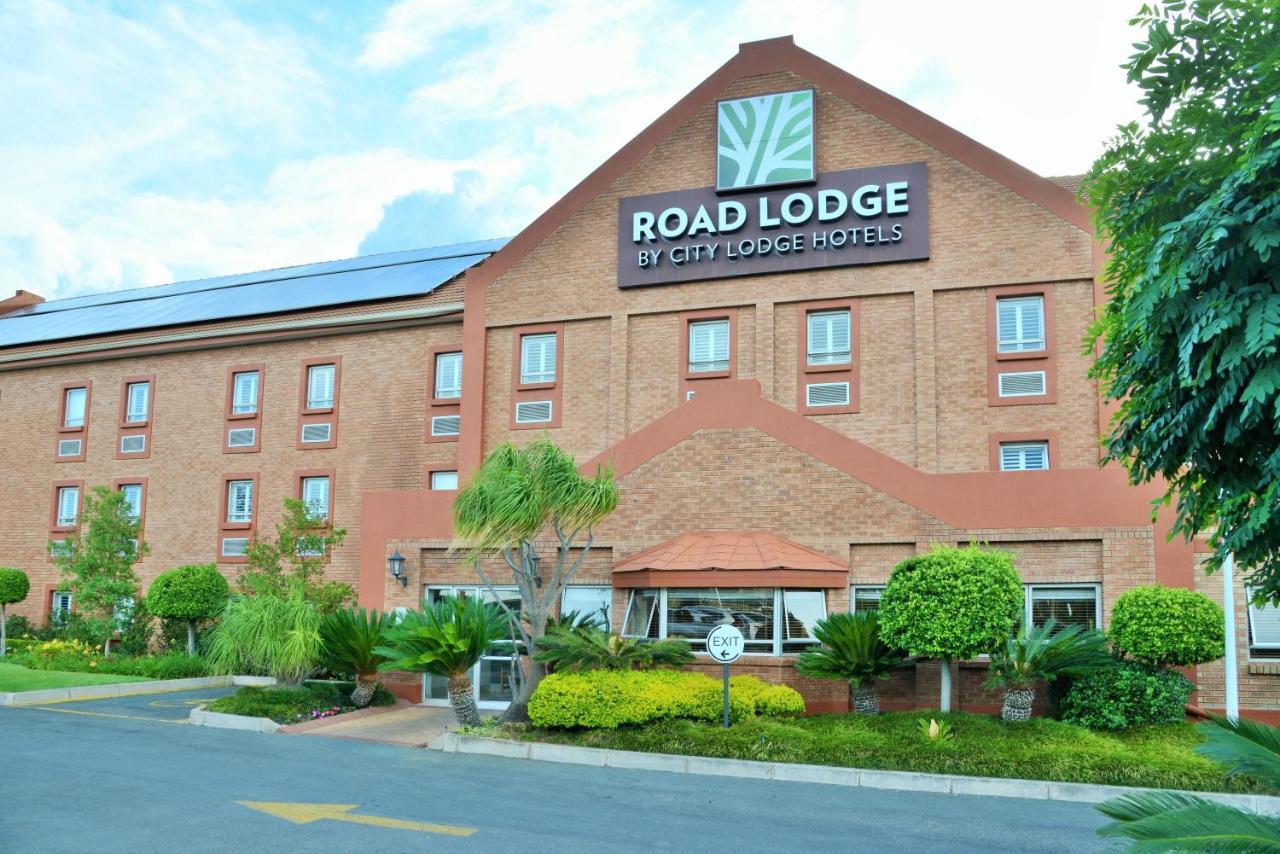 Road Lodge Randburg Йоханнесбург Экстерьер фото
